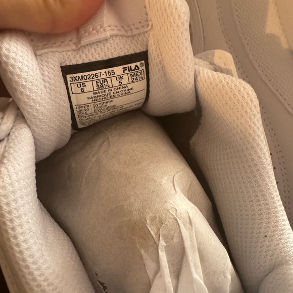 Pink and white fila disruptor II sneakers size 6 - Picture 2 of 5